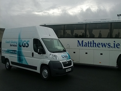 midi-bus windscreen fitting
