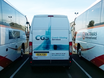 coach windscreen fitting
